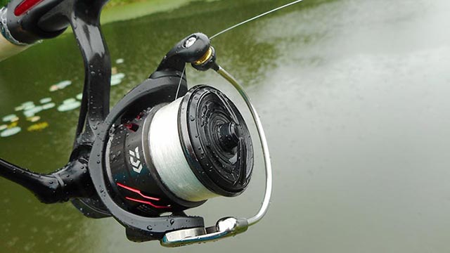 ダイワ（Ｄａｉｗａ）リール １８タトゥーラ ＬＴ２５００Ｓ−ＸＨ （スピニング)